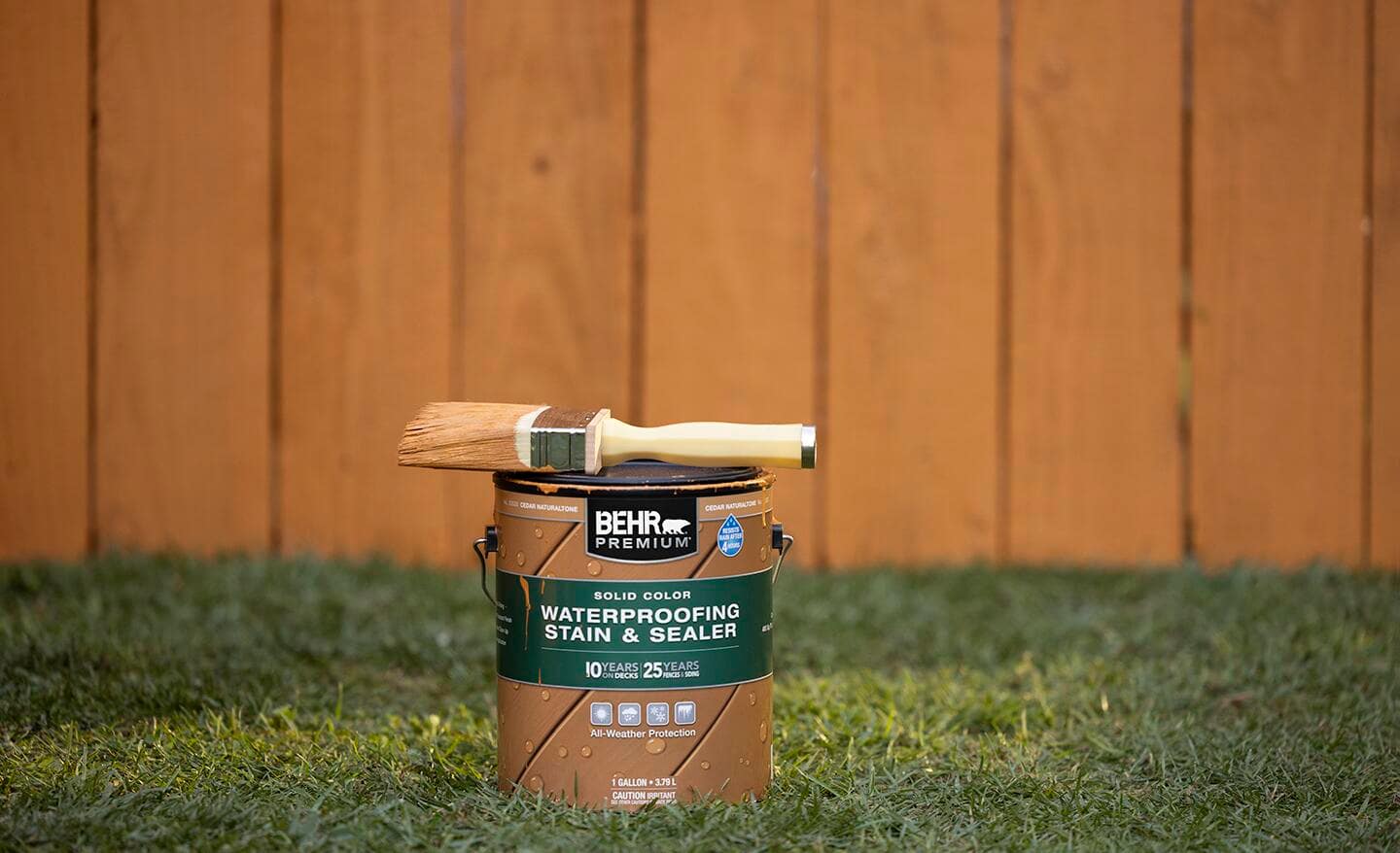How to Choose the Best Exterior Stain Applicator The Home Depot
